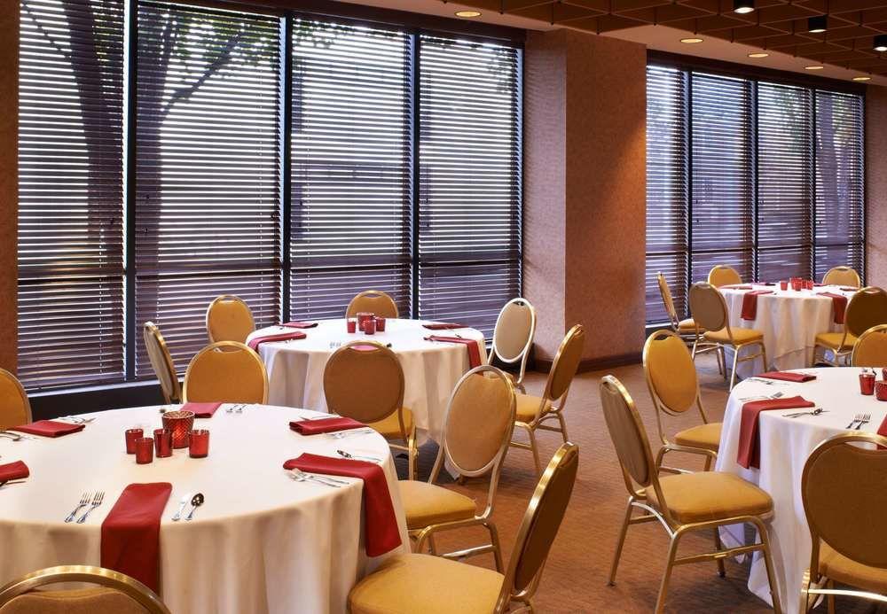Готель Charleston Marriott Town Center Екстер'єр фото