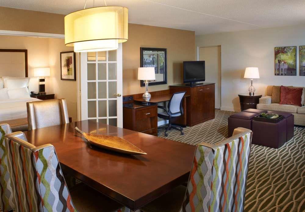 Готель Charleston Marriott Town Center Екстер'єр фото