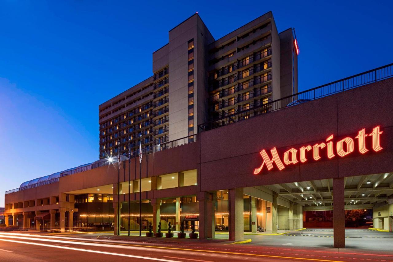 Готель Charleston Marriott Town Center Екстер'єр фото