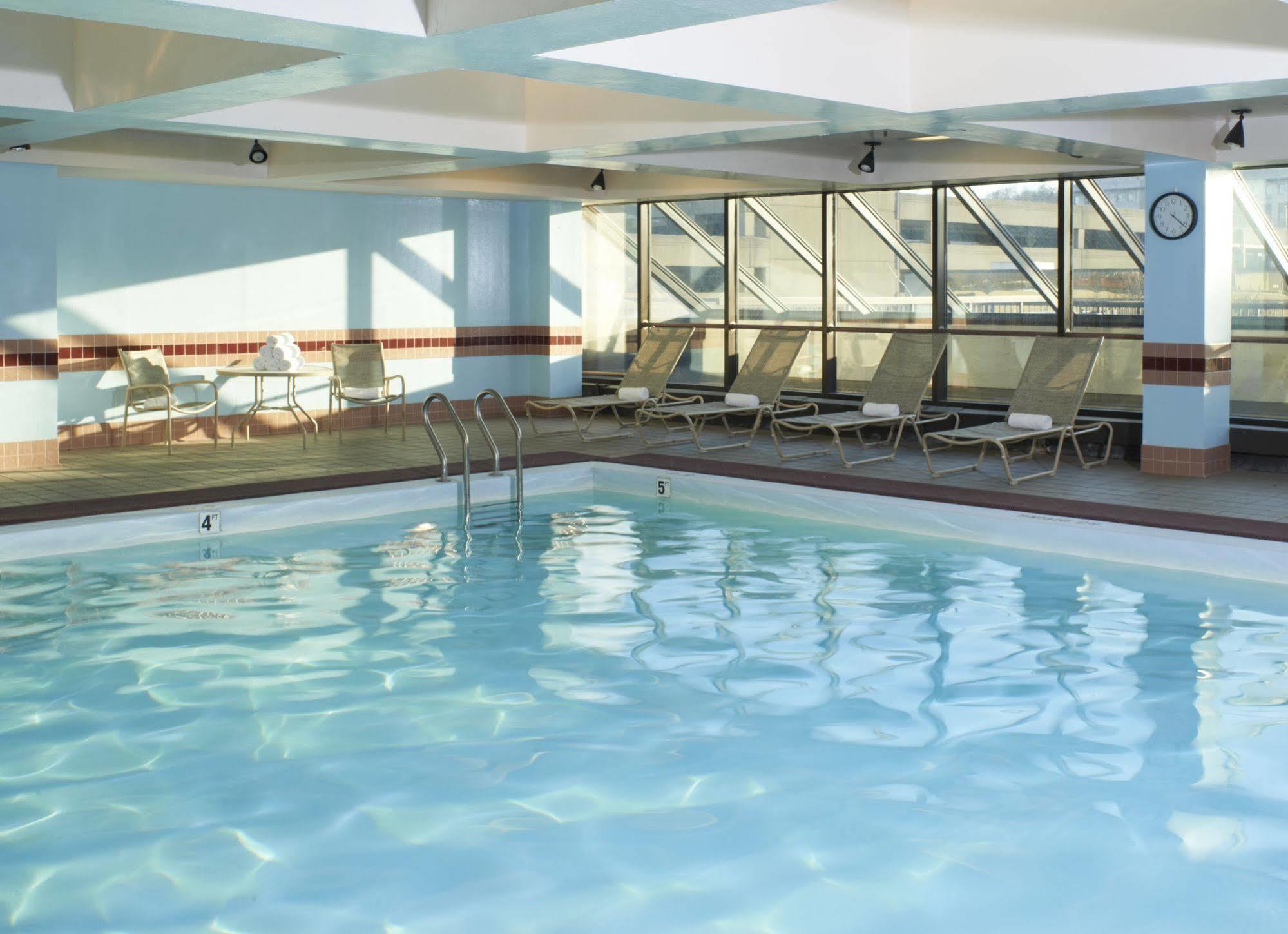 Готель Charleston Marriott Town Center Екстер'єр фото